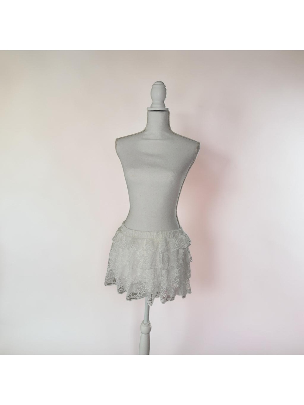 Cute white y2k Romwe Skirt